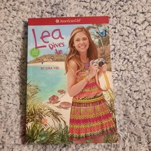 American Girl "Lea Dives In" Book